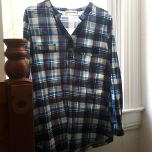 Long sleeved  shirt